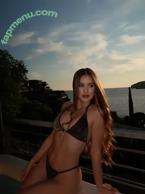  nude photo #0002