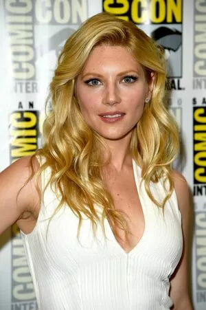 Katheryn Winnick / KatherynWinnick / basic_instinct nude photo #0474