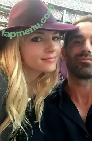 Katheryn Winnick / basic_instinct / katherynwinnick nude photo #0905