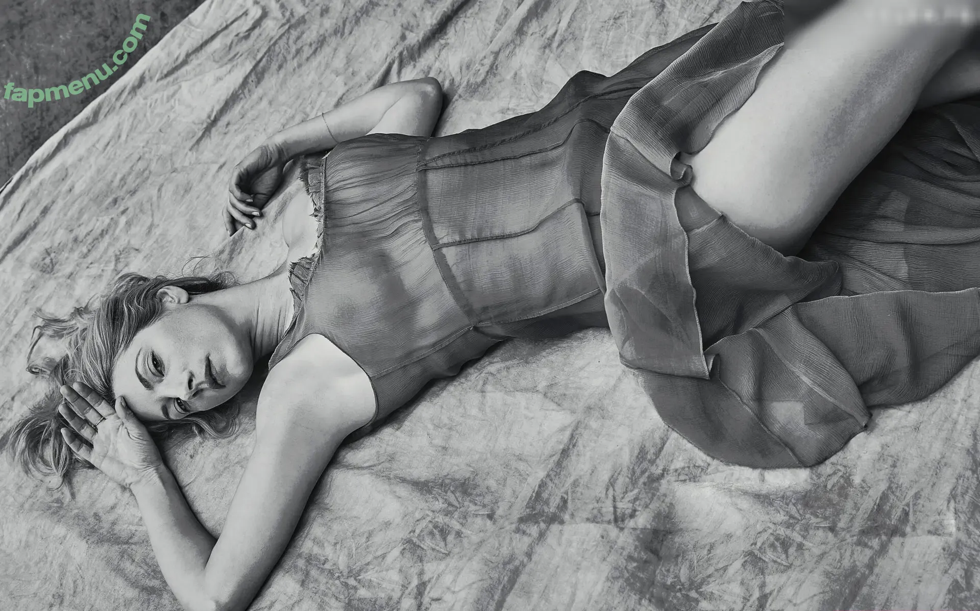 Katheryn Winnick nude photo #0572 (basic_instinct / katherynwinnick)