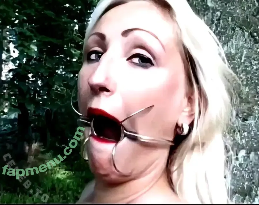 Kathleen White nude photo #0403 (Kathleen White)