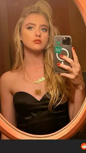 Kathryn Newton / kathrynnewton nude photo #0028