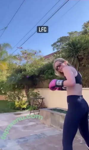 Kathryn Newton / kathrynnewton nude photo #0216