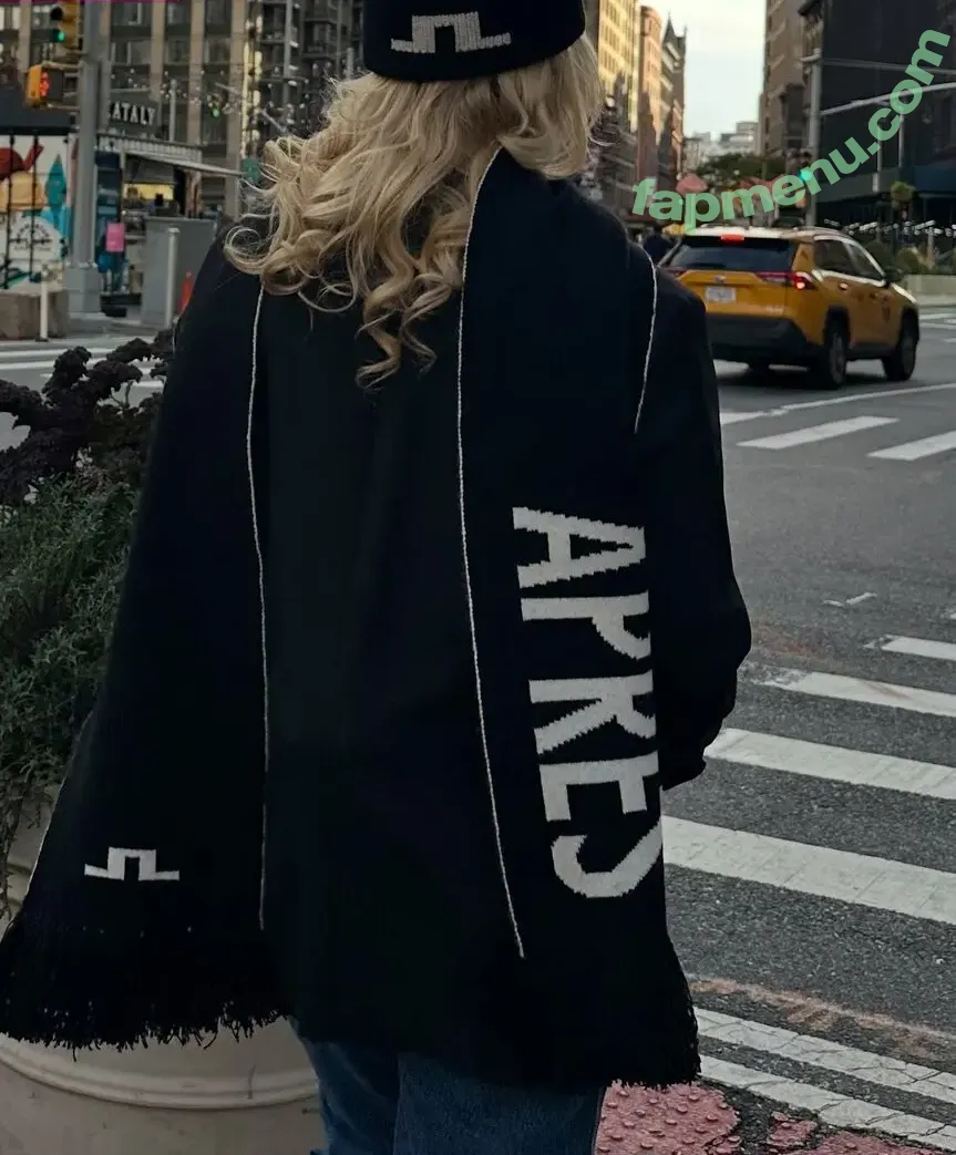 Kathryn Newton nude photo #0187 (kathrynnewton)