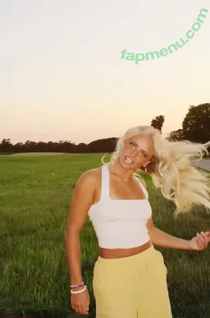 Kathryn Ortmeier / Kathryn / chungachungaxd / kathryn.ortmeier nude photo #0039