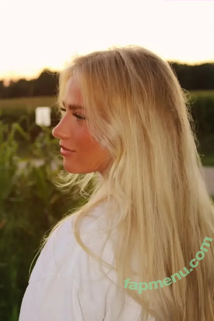 Kathryn Ortmeier nude photo #0046 (Kathryn / chungachungaxd / kathryn.ortmeier)