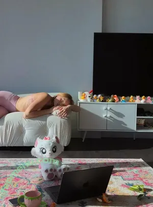  nude photo #0005