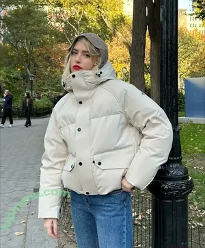 kathrynnewton, katsoik23 leaked nudes