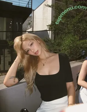 Kathy Zheng / kathyyymm nude photo #0091