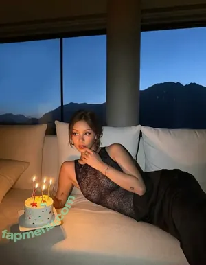 Kathy Zheng / kathyyymm nude photo #0248