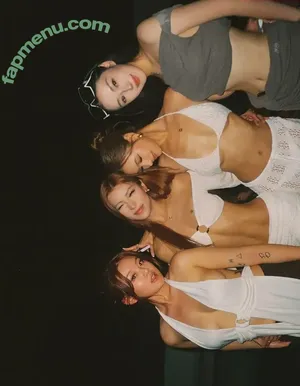 Kathy Zheng / kathyyymm nude photo #0288