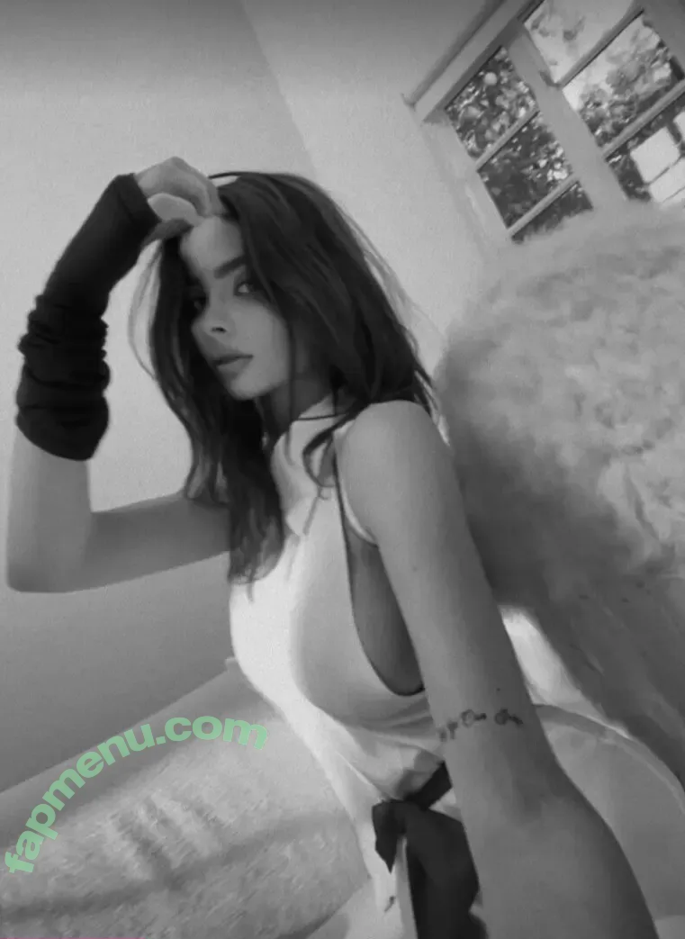 Katie Bell nude photo #0114 (katiebellofficial / katieeeeebell)