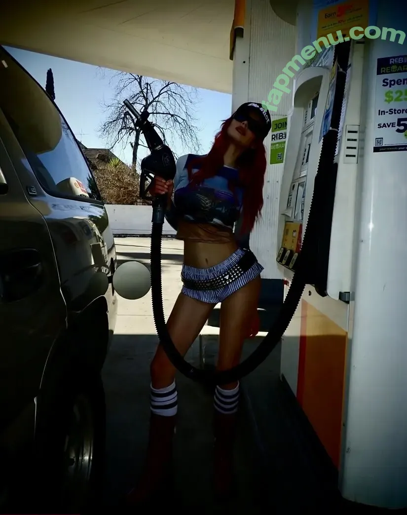 Katie Bell nude photo #0214 (KatieeeebeIII / katiebellofficial / katieeeeebell)