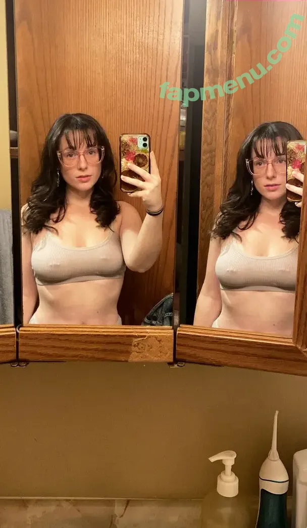 Katie Bogen nude photo #0034 (K.w.bogen / Sexualityscholar)