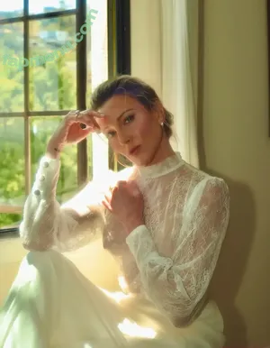 Katie Cassidy / Arrow / katiecassidy / katiecassidyxxx nude photo #0532