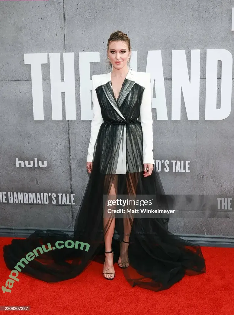 Katie Cassidy nude photo #0402 (Arrow / katiecassidy / katiecassidyxxx)