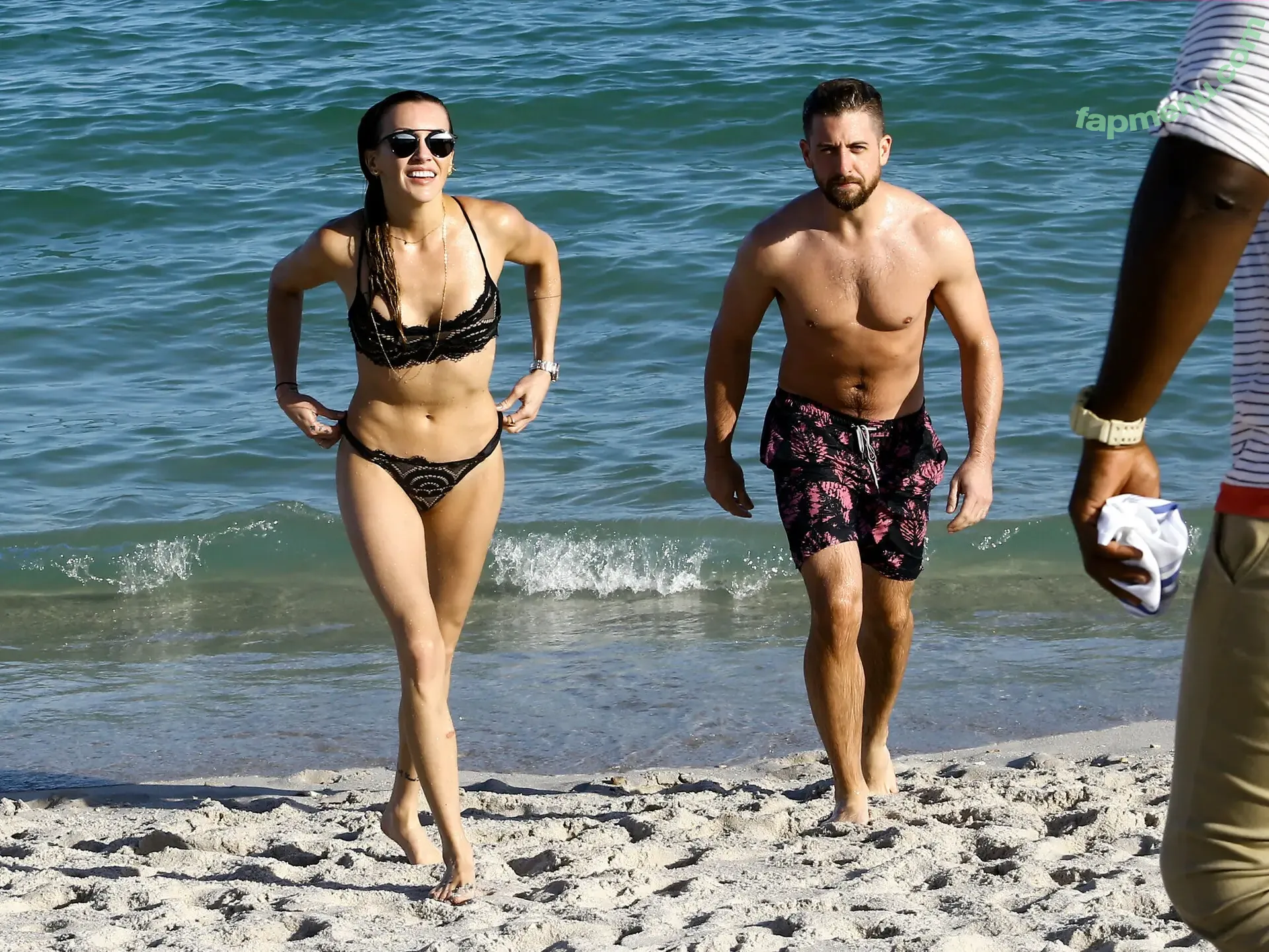 Katie Cassidy nude photo #0506 (Arrow / katiecassidy / katiecassidyxxx)