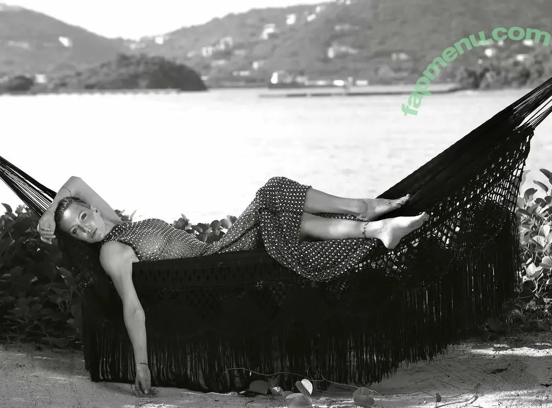 Katie Cassidy nude photo #0528 (Arrow / katiecassidy / katiecassidyxxx)