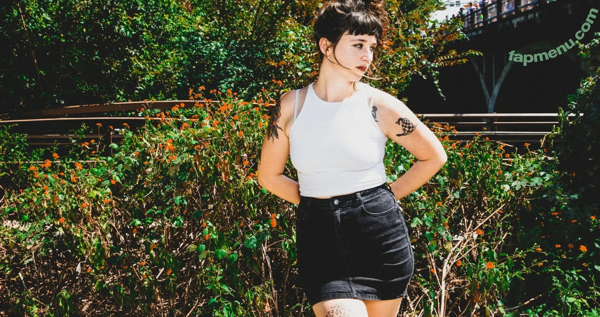 Katie Crutchfield nude photo #0031 (Waxahatchee / waxa_katie)