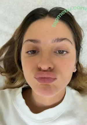 Katie Dillenbeck / katievsaliens nude photo #0094