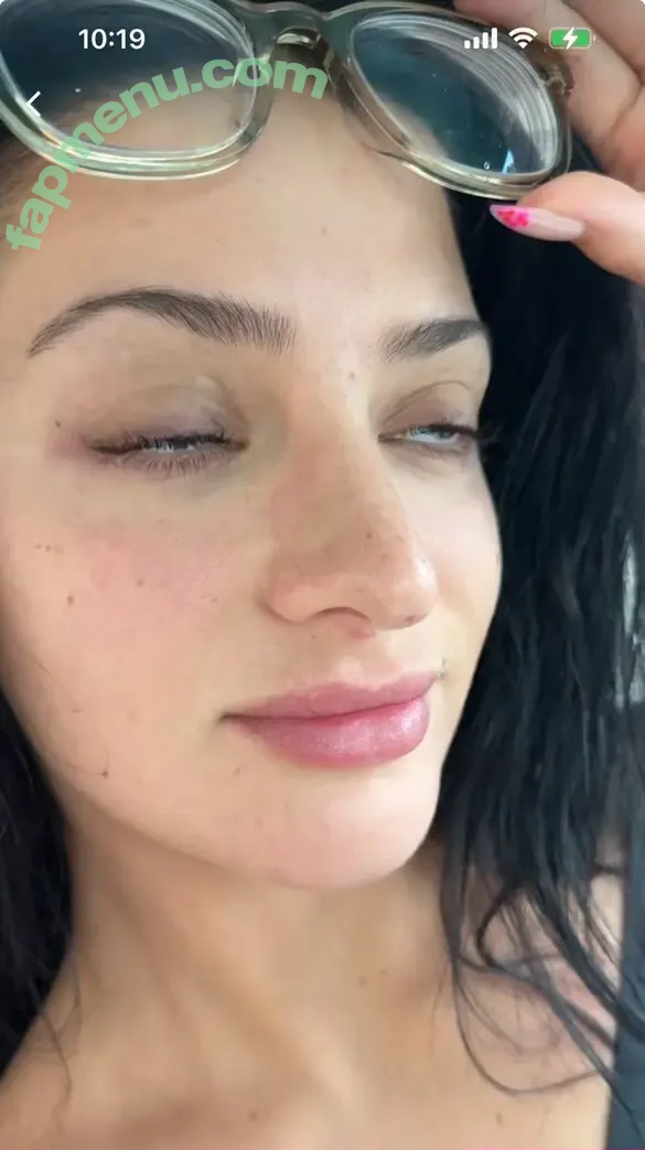 Katie Dillenbeck nude photo #0051 (katievsaliens)