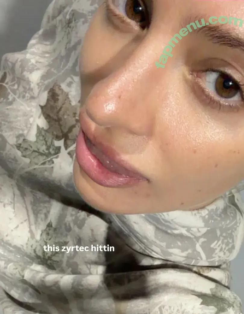 Katie Dillenbeck nude photo #0083 (katievsaliens)