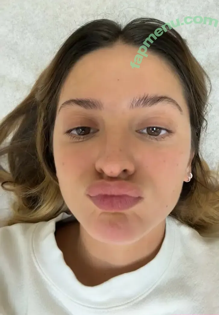 Katie Dillenbeck nude photo #0094 (katievsaliens)