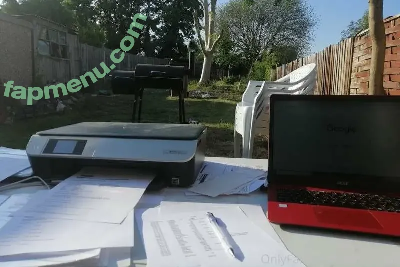 katie__fox nude photo #0325 (katie-fox / katiefoxts)