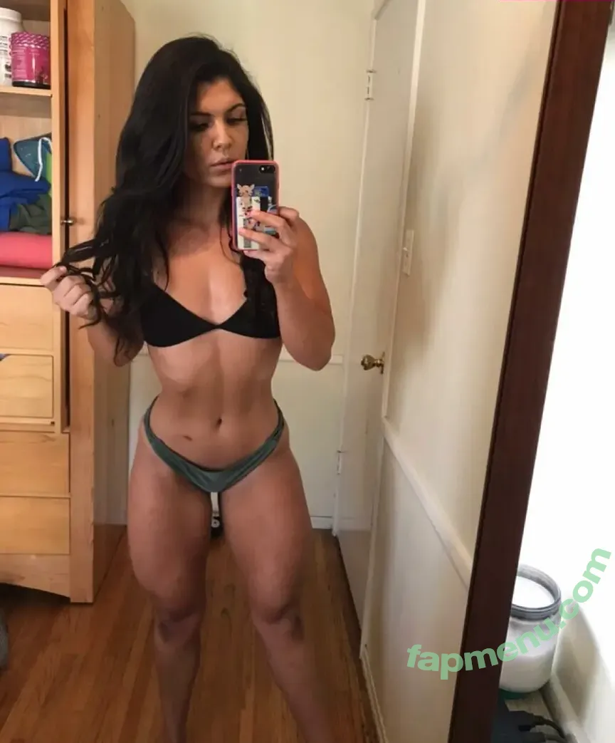 Katie Jones nude photo #0070 (36jnaturals / katieejones19 / kayteejones_ / kjgoddess)