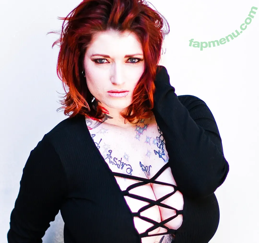 Katie Mae nude photo #0010 (katiemaexoxo)