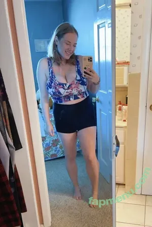 Katie Moran / katieemorann nude photo #0087