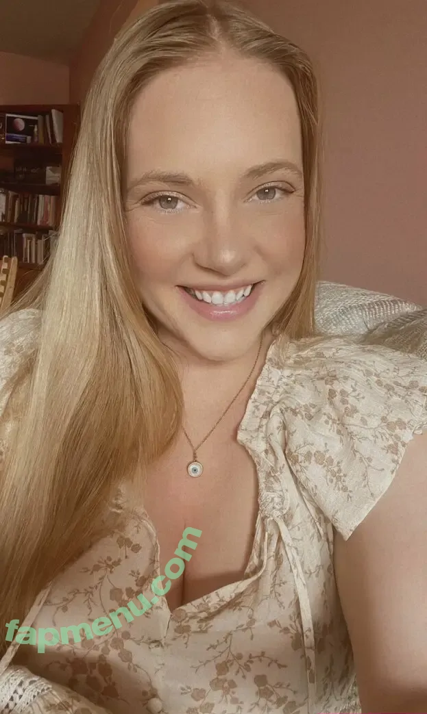 Katie Moran nude photo #0105 (katieemorann)