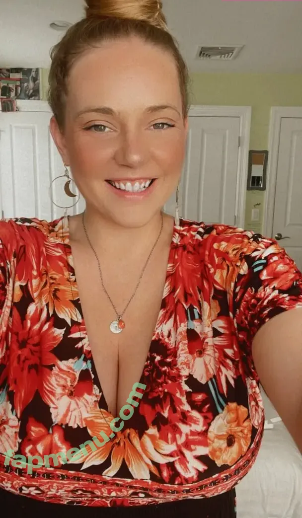 Katie Moran nude photo #0110 (katieemorann)