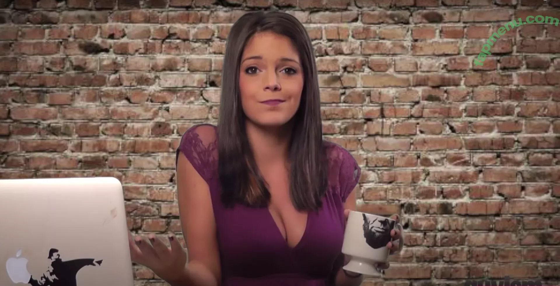 Katie Nolan nude photo #0006 (natiekolan)