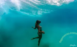 Katie Pentz / BunnyDailyNewz / bunnyofthesea nude photo #0007
