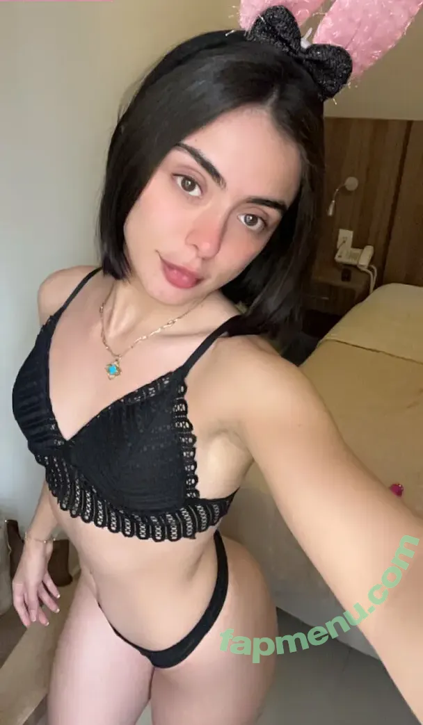 Katie.pink nude photo #0013 (Meganhines28 / katiepink / katpinke)