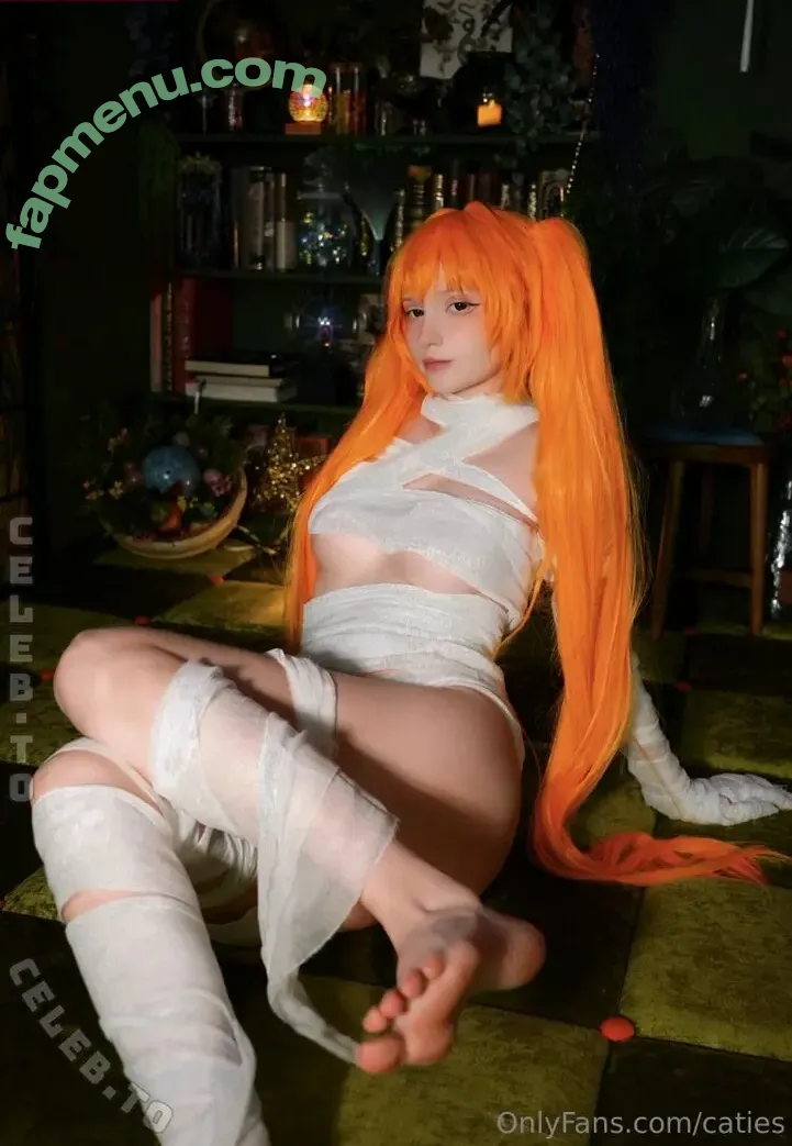 Katie Westwood nude photo #0043 (caties / caties_cos / catiescos)