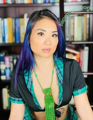 KatieLin_Nextdoor nude photo #0115