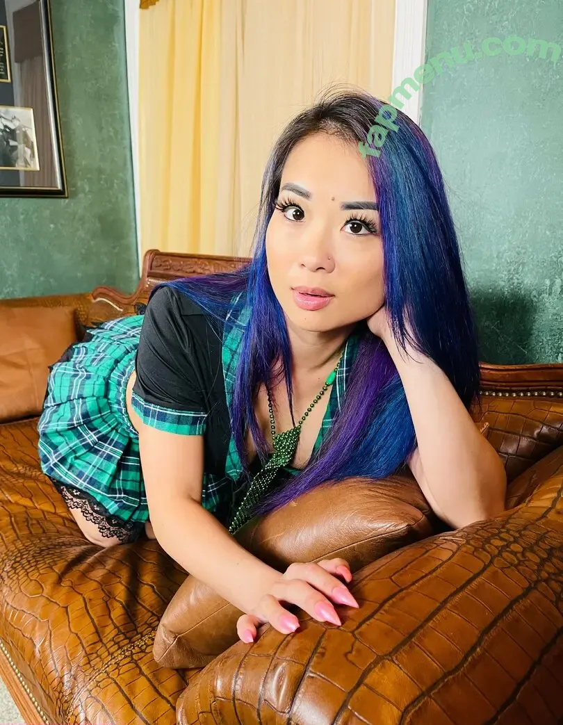 KatieLin_Nextdoor nude photo #0099 (KatieLin_Nextdoor)