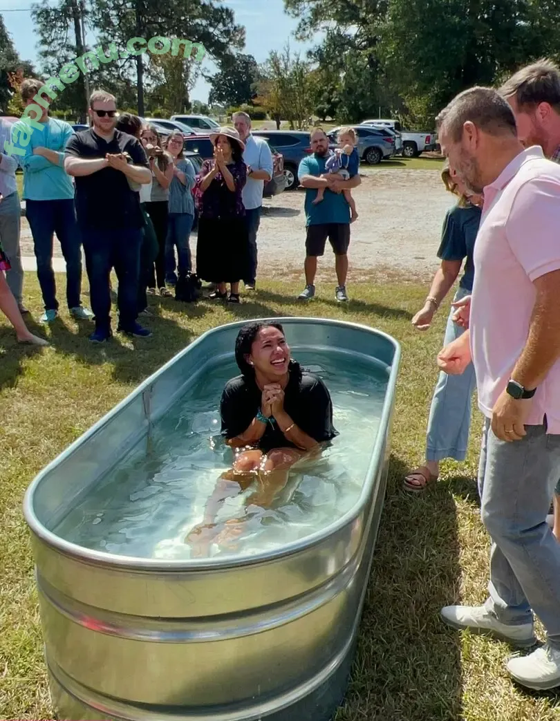 katieswrd nude photo #0051 (kat1esword / katieswrdvip)