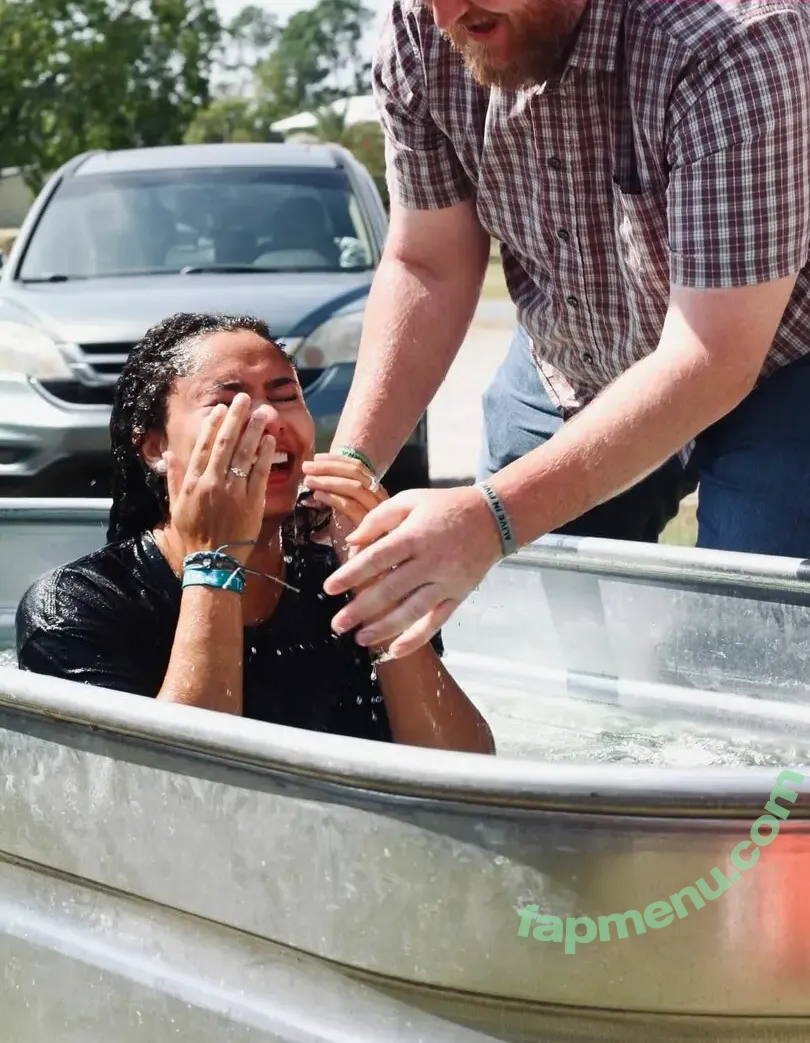 katieswrd nude photo #0052 (kat1esword / katieswrdvip)