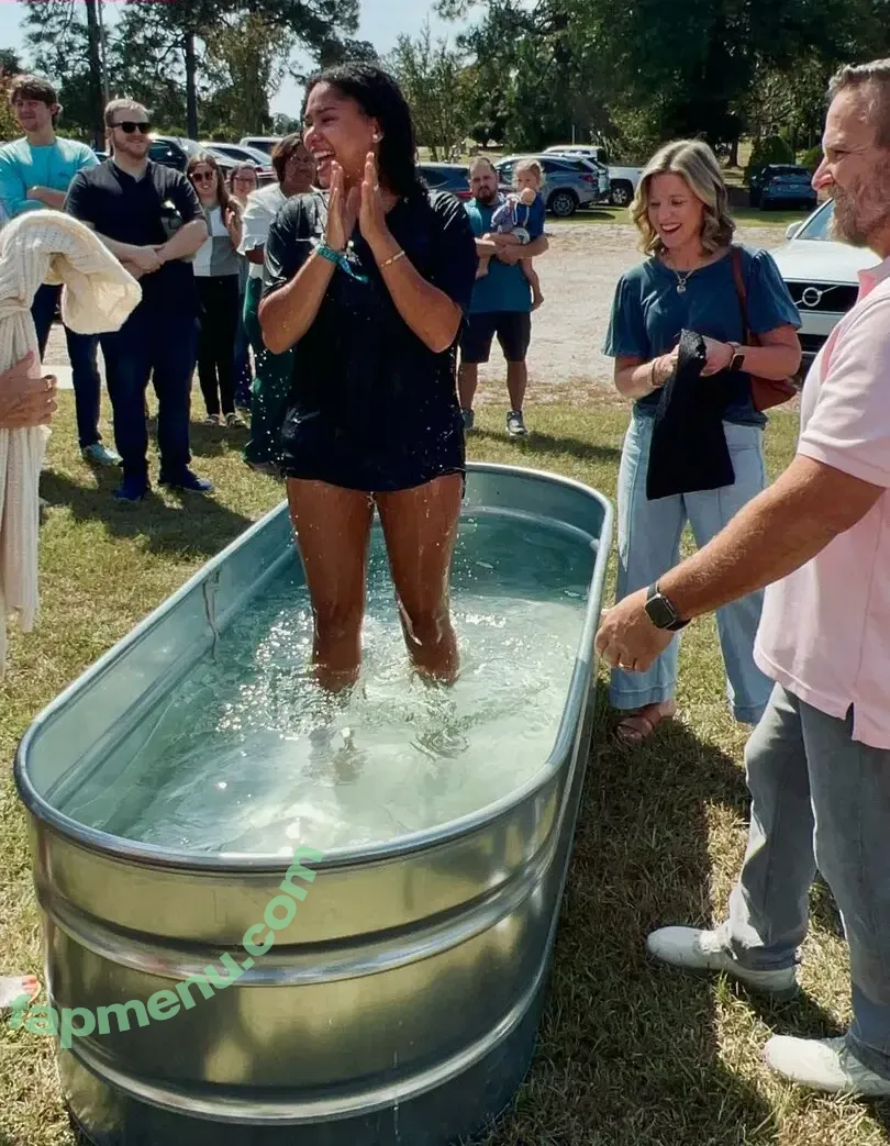 katieswrd nude photo #0053 (kat1esword / katieswrdvip)