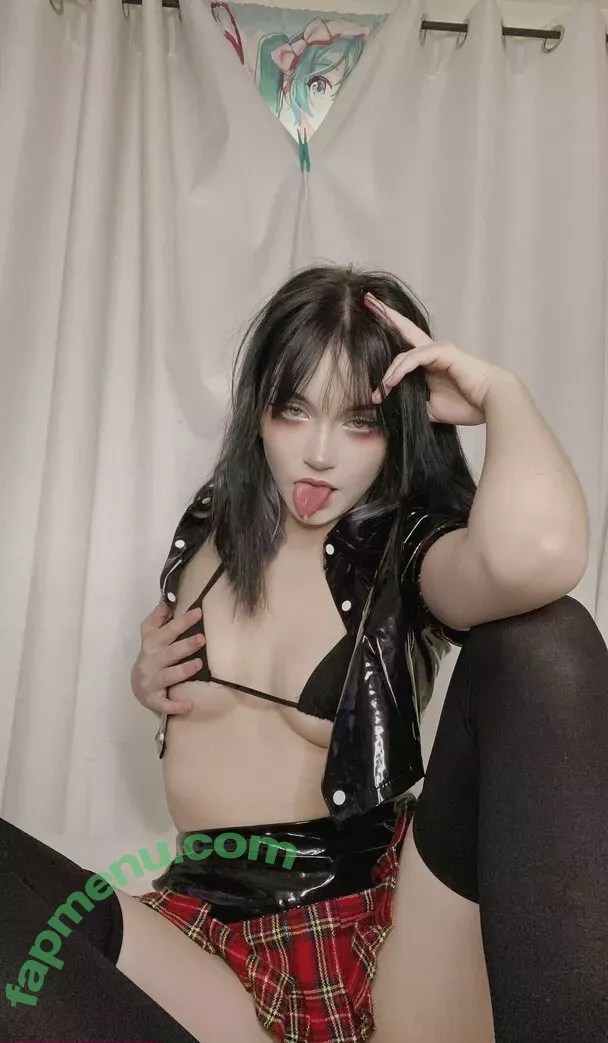 katieuhiguess nude photo #0128 (directedbyrome)