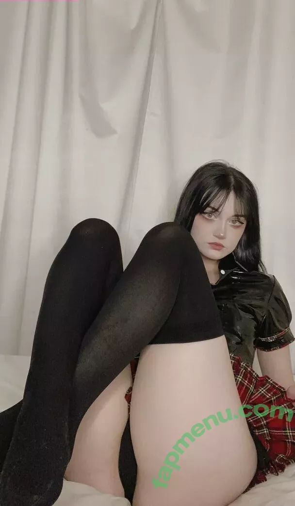 katieuhiguess nude photo #0208 (directedbyrome)