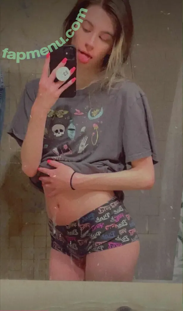 KatiieCandy nude photo #0009 (KatiieCandy)