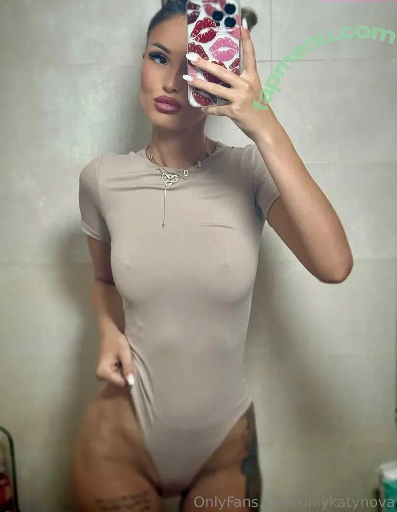 katiieeeeeee nude photo #0001 (katiieeeeeee)