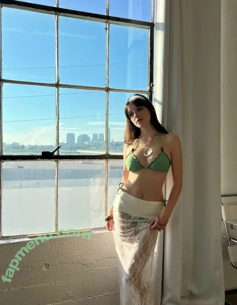 katiielady nude photo #0077 (katiiemoylan)