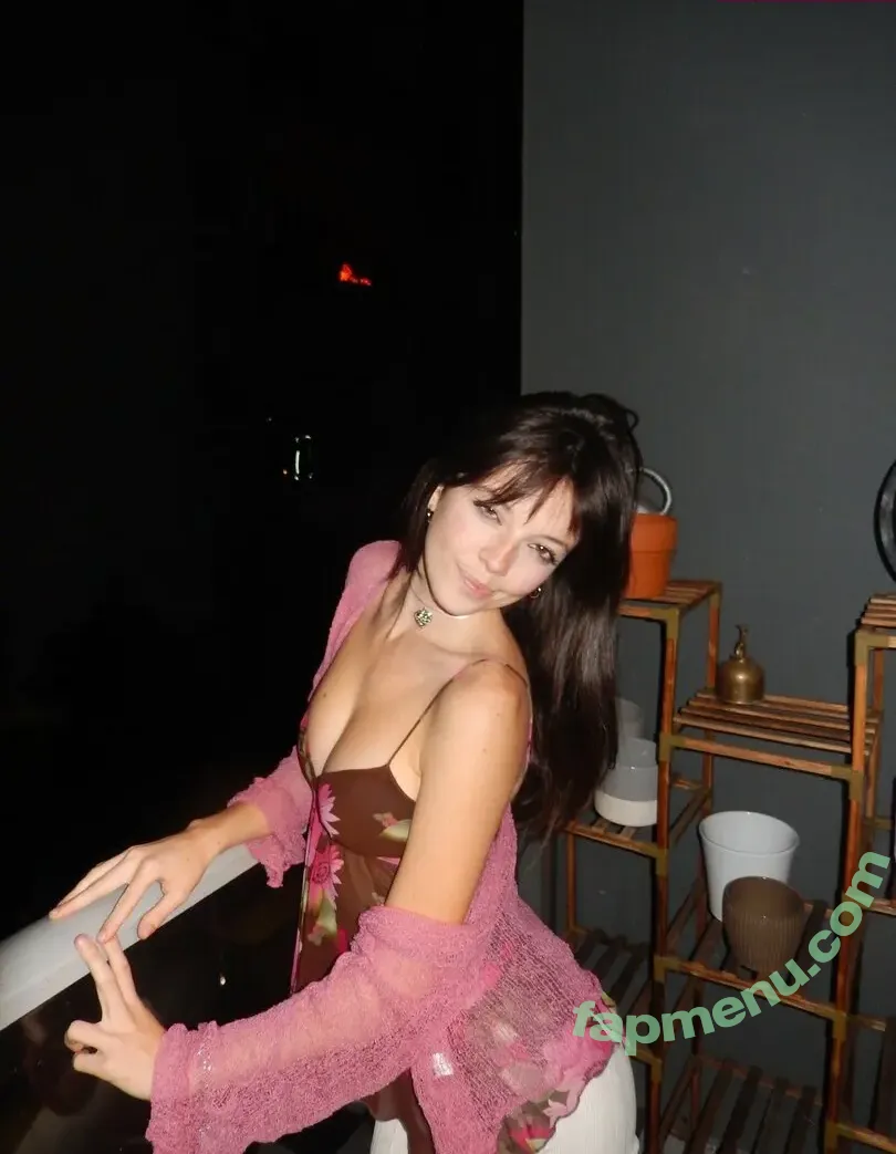 katiielady nude photo #0132 (katiiemoylan)