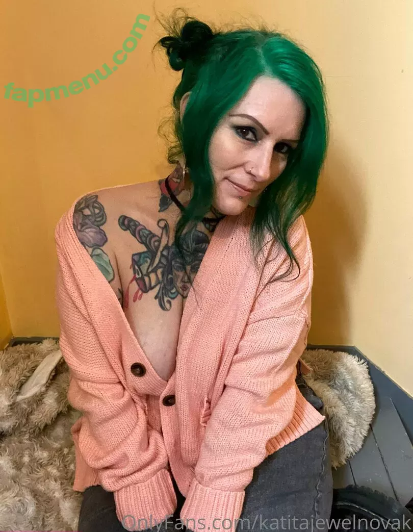 katitajewelnovak nude photo #0006 (isthatkatenovak)