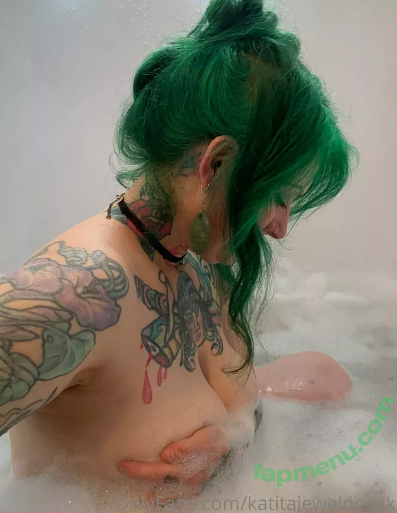 katitajewelnovak nude photo #0009 (isthatkatenovak)